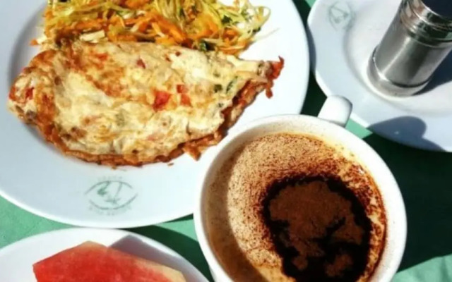 Golden Palm Breeze Hotel
