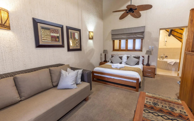 Legend Safaris - Kruger Park Lodge 257B