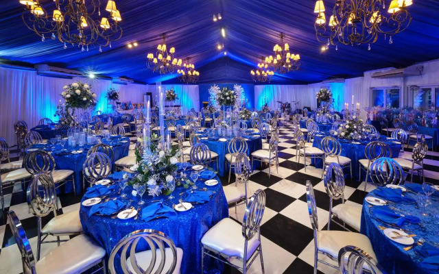 Terra Nova, BW Premier Collection