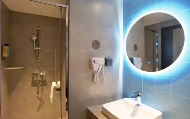 Home Inn Neo (Fuzhou Lianjiang North Road Taihe Plaza)