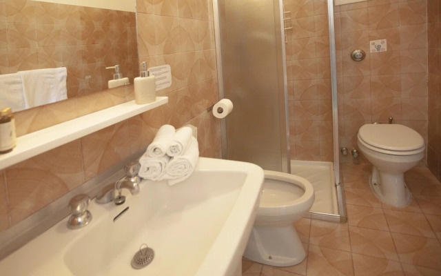 Hotel e Appartamenti al Prà de la Fam