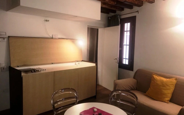 Modern Apartment in Venice GF