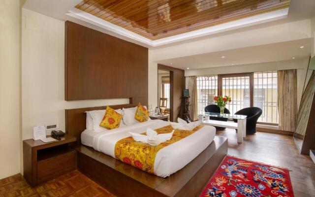 Muscatel Yavachi - 400 Mts from MG Marg