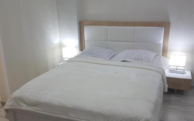 Orbi Sea Towers Apartment Grigol