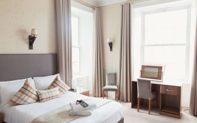 Inverkip Hotel