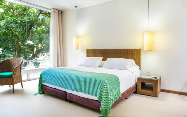 Santorini Hotel & Resort