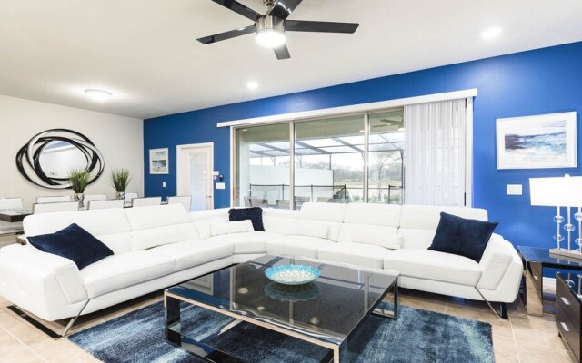 Solterra Townhome With Pool 4651