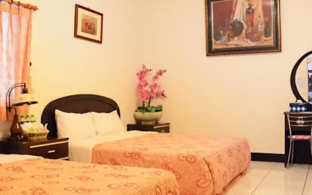 Kikunami Homestay B&B