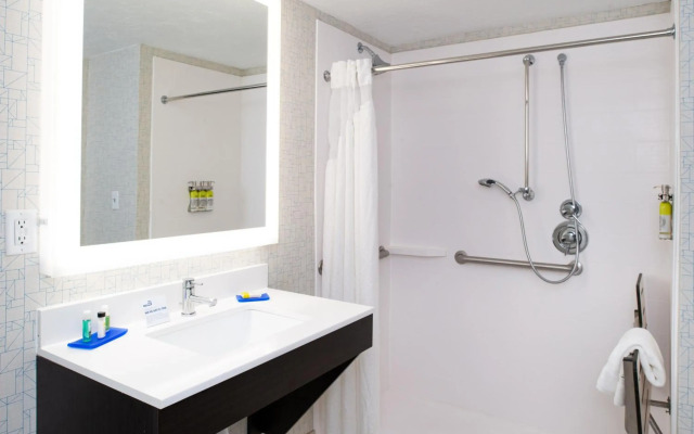 Holiday Inn Express West Cincinnati by IHG