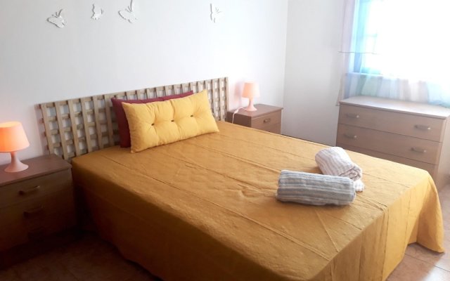 Apartment With 2 Bedrooms in Parchal, With Shared Pool, Balcony and Wifi - 1 km From the Beach