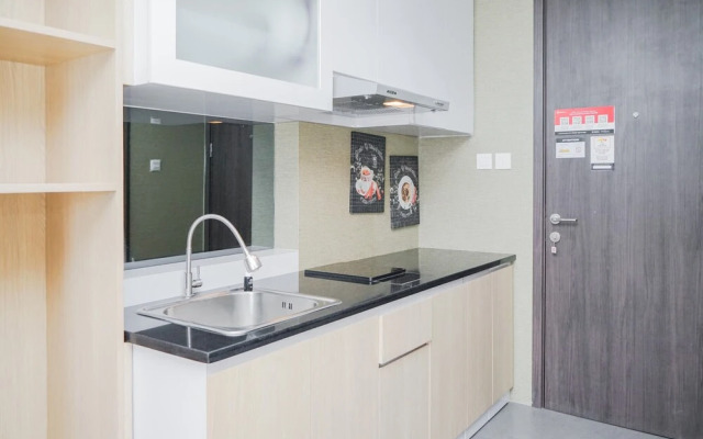 Spacious and Compact Studio Room at Bintaro Icon Apartment