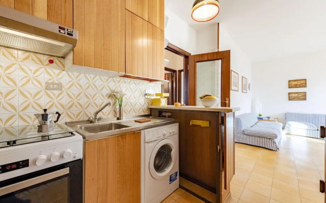 Peaceful Apartment In Deiva Marina