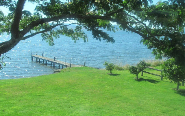 Nicara Lakeside Lodge