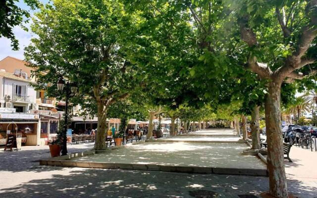 Appartement Le Lavandou, 2 pièces, 4 personnes - FR-1-251-379