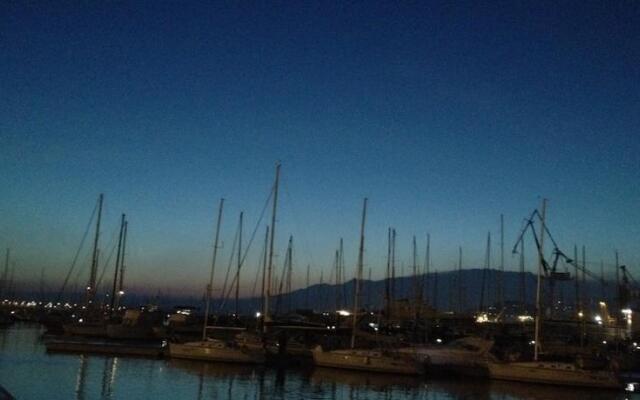 Boats & Breakfast Genova 2