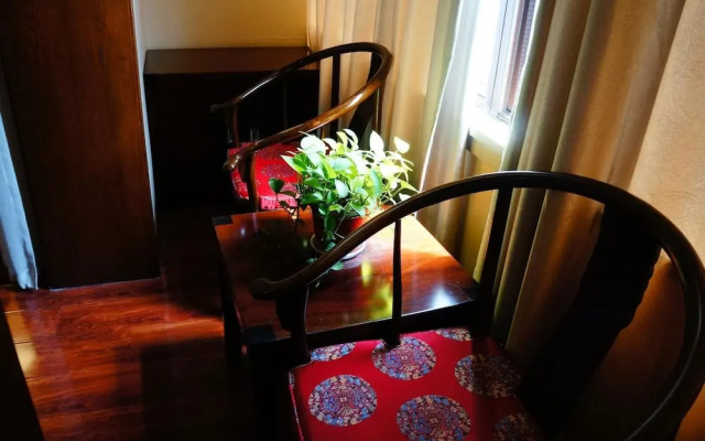 Hujialou Hot Spring Hotel