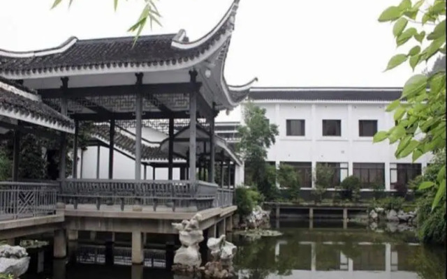 S&N Phoenix Comfort Villa