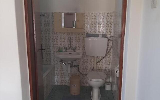 Annas Cottage
