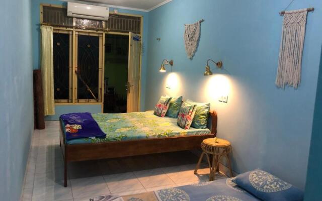 Padang Homestay