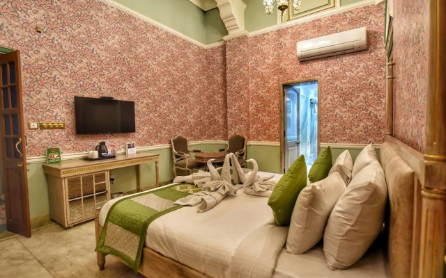 Nirbana Palace - A Heritage Hotel