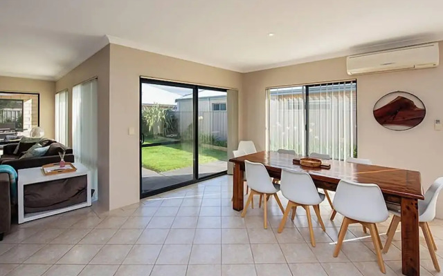 Golden Summers in Dunsborough