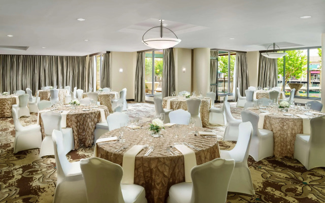 Hilton Charlotte University Place