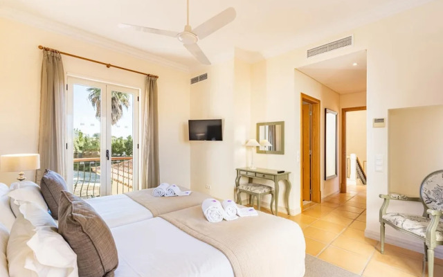 Villa Monte Rei 8 in Vila Nova de Cacela