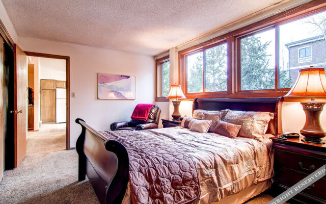 Ski Hill Condominiums