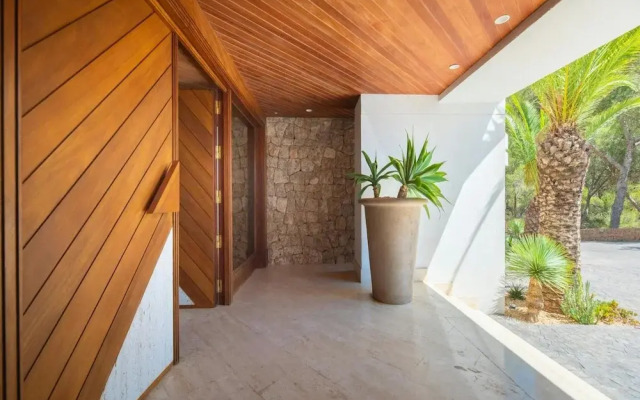 Appealing Villa Near Ibiza Town
