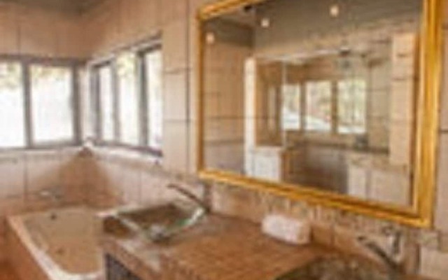 Mbombela Exclusive Guest House @ Columbus