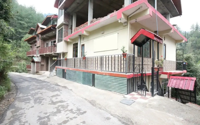 Oyo Home 15891 Cozy Stay