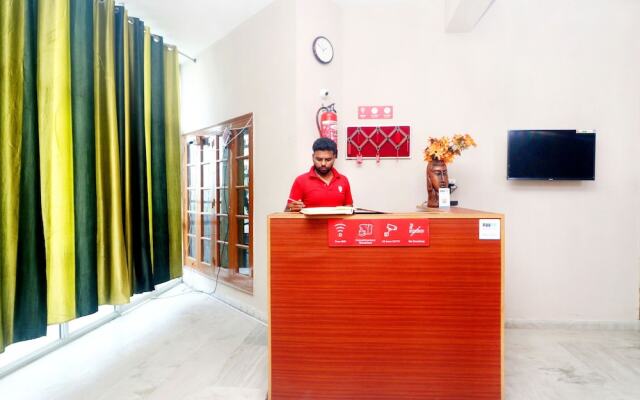 OYO 18570 Hotel Jazz