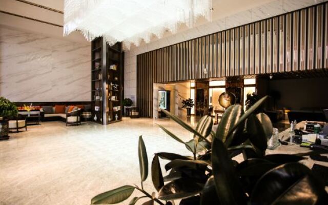 Xinglongquan Business Hotel