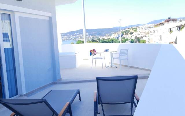 Naiades Marina Hotel