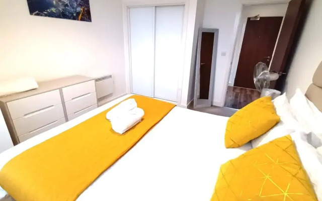 Broad St - 1 Bedroom - 1 Bathroom - Free Parking