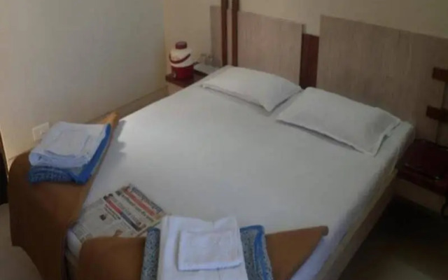 Hotel Rajmahal