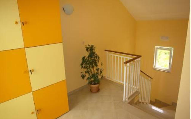 Sunrise Apartments