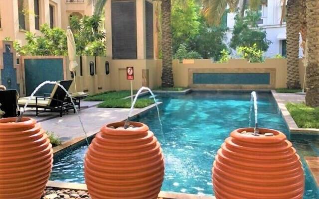 Spacious 2bedroom With Burj View in Downtown Dubai