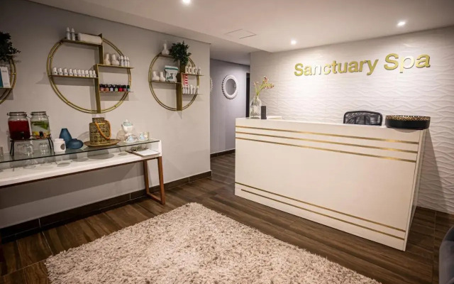 Catalyst Apartment Hotel by NEWMARK