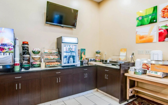 Spark by Hilton Lexington