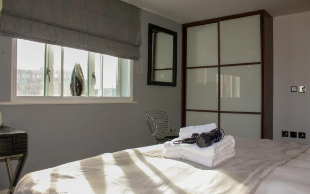 Merchants Place Apartment