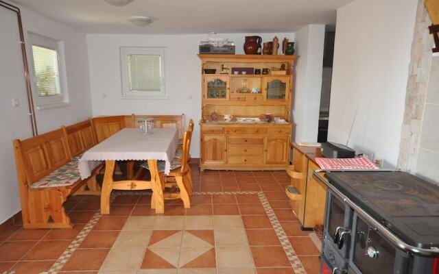 Vineyard Cottage Krstinc