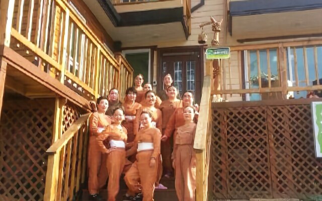 Gangneung Pine & Cinnamon Tree Pension
