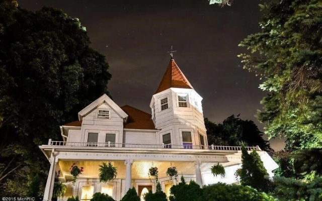 Kingsley House Bed & Breakfast