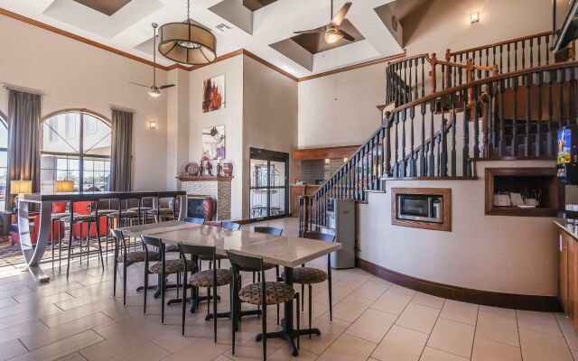 Quality Inn & Suites Owasso