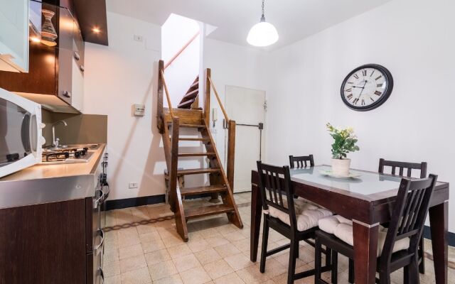 Spagnoli Roof Terrace Navona Sq