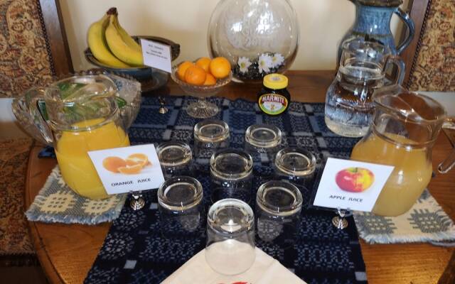 Ael Y Bryn Bed and Breakfast