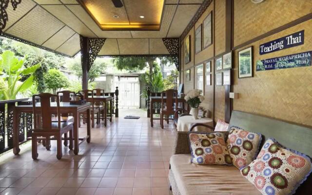 Little Home Guesthouse