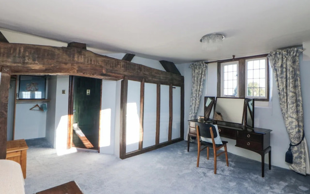 Old Manor House