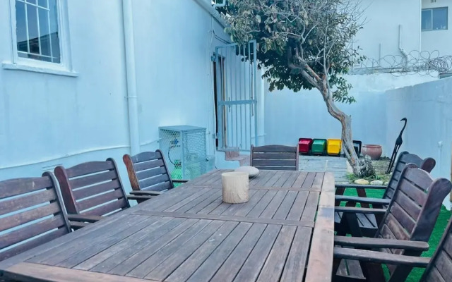 BIM Backpackers In Muizenberg